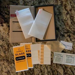 Two iPhone 6S tempered glass screen protectors